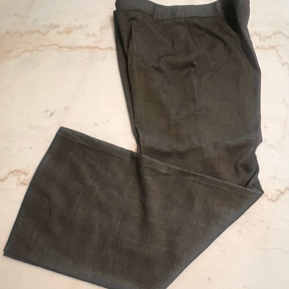 Ann Klein Women’s Dark Gray Pant Suit Size 14 Gold Chain Detailing EUC 2PC